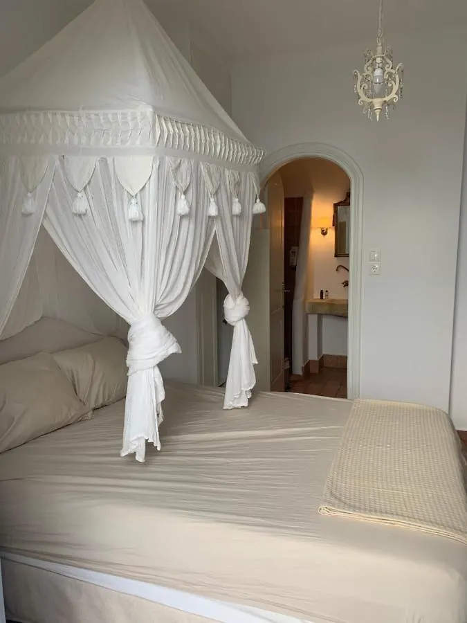 The Seaview Lodge Mykonos Town